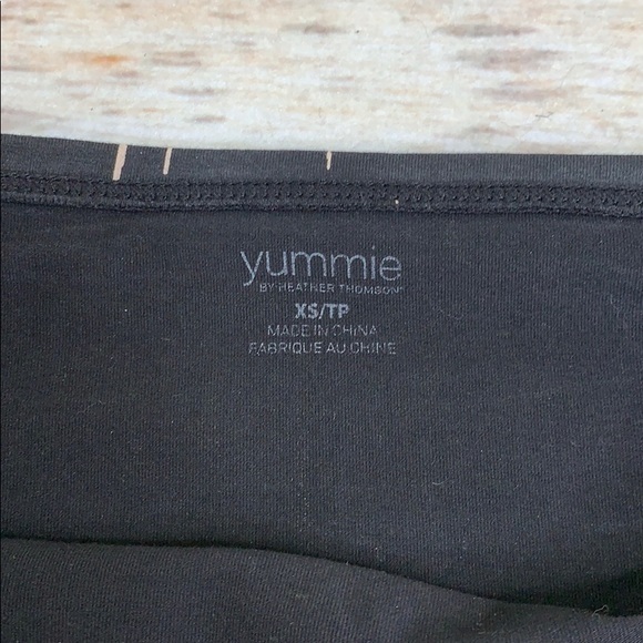 YUMMY by Heather Thomson Capri leggings - Picture 4 of 5